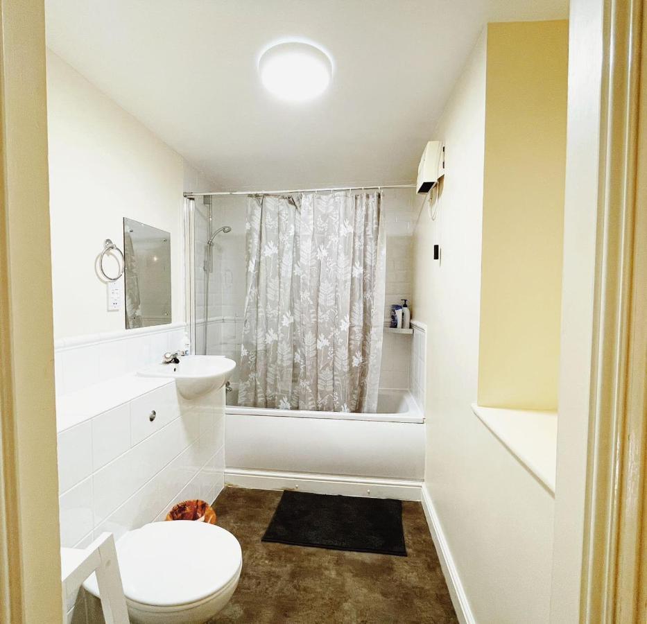 Apartemen Cozy Entire 2br Flat With 2 Bathrooms And Free Parking Cambridge (Cambridgeshire)