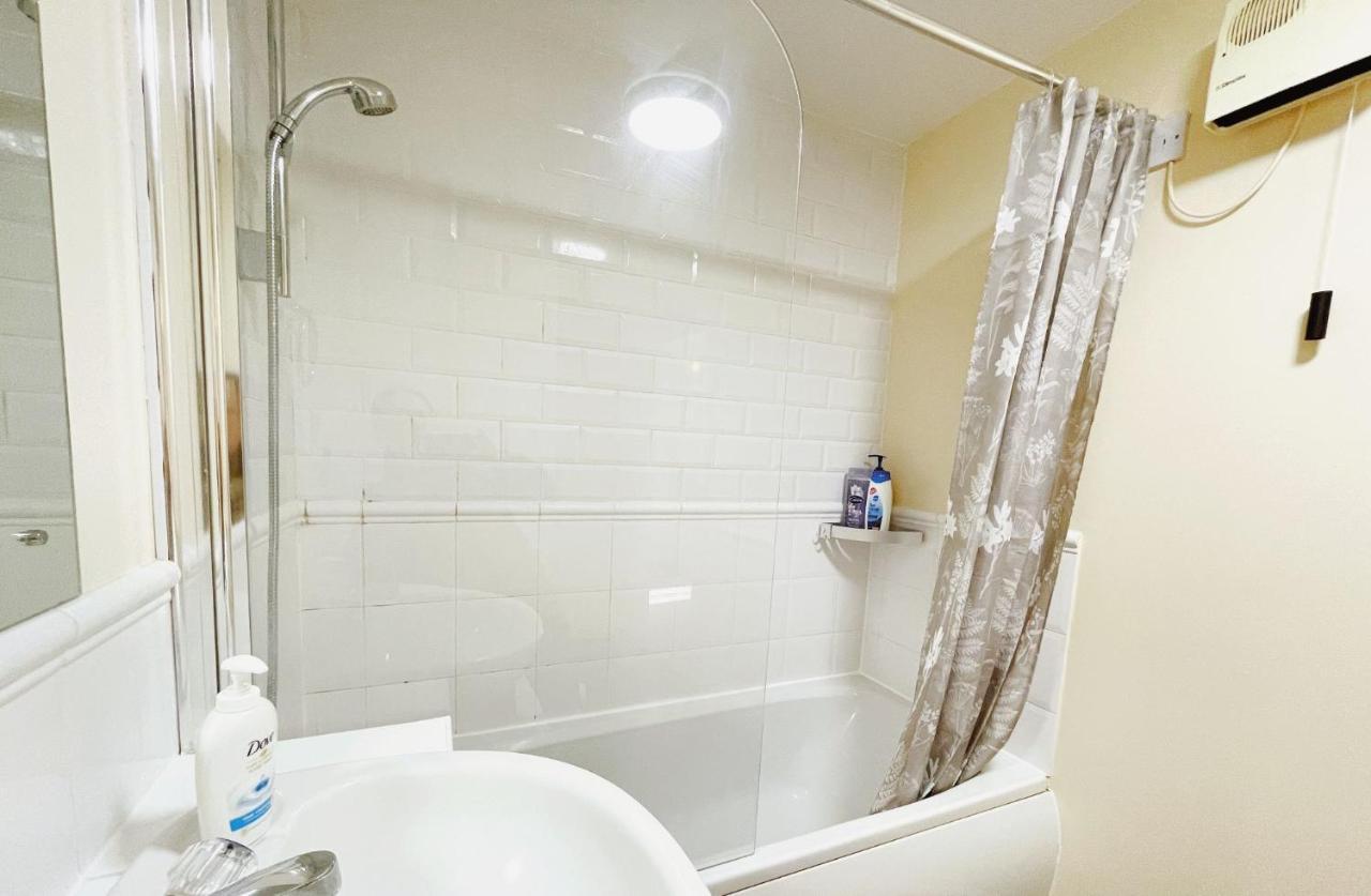 Cozy Entire 2br Flat With 2 Bathrooms And Free Parking Apartemen Cambridge (Cambridgeshire)
